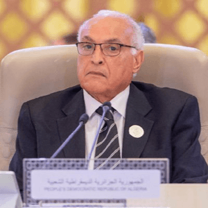 أحمد عطاف.jpg