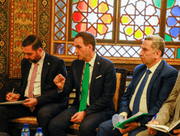 اللجنة العليا لانتخابات مجلس الشعب تبدأ جولاتها من مدينة دمشق وتلتقي المحافظ وممثلي الهيئات الشعبية 18-6-2025.jpg