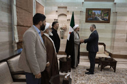 لقاء السيد معاون الأمين العام لرئاسة الجمهورية لشؤون مجلس الوزراء المهندس علي كده بوفد من الطائفة الشيعية برئاسة نائب رئيس الهيئة العلمائية لأتباع مذهب آل البيت سماحة الشيخ أدهم الخطيب 27-5-2025-1.jpg