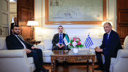 وزير الخارجية والمغتربين السيد أسعد حسن الشيباني يلتقي في العاصمة اليونانية أثينا نظيره اليوناني 20-8-2025-1.jpg