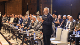 استقبل رئيس الجمهورية العربية السورية، السيد أحمد الشرع، وفدًا من الفعاليات المجتمعية في محافظة إدلب، ضمّ عددًا من الوزراء، إلى جانب أكاديميين وسياسيين وأعضاء في النقابات المهنية. 13-8-2025-3.jpg