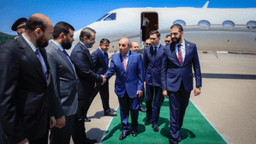 فخامة رئيس الجمهورية العربية السورية السيد أحمد الشرع ووزير الخارجية والمغتربين السيد أسعد حسن الشيباني يلتقيان رئيس جمهورية أذربيجان السيد إلهام علييف ووزير خارجيته السيد جيحون 12-7-2025.jpg