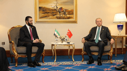 رئاسة الجمهورية العربية السورية- الشرع يلتقي رجب طيب أردوغان على هامش أعمال القمة العربية الإسلامية الطارئة 15-9-2025-1.jpg