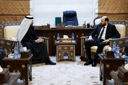 لقاء رئيس الحكومة السيد محمد البشير مع وفداً من رجال الأعمال والمستثمرين في قطر13-1-2025 (2).jpg