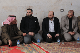 رئيس الحكومة السورية السيد محمد البشير يجري جولة تفقدية على مخيمات الشمال السوري 18-1-2025 (4).jpg